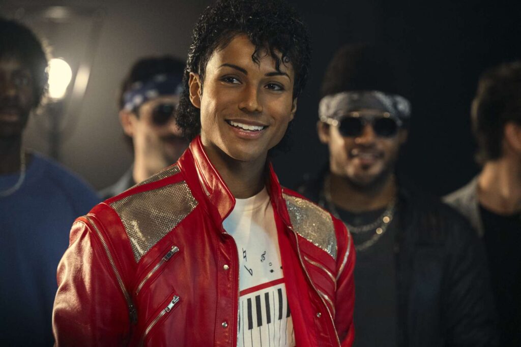 Jaafar Jackson como Michael Jackson em cinebiografia do cantor (Foto: Reprodução) 
